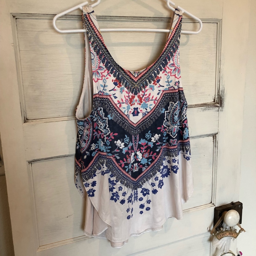 Floral Tank - Picture 2 of 2